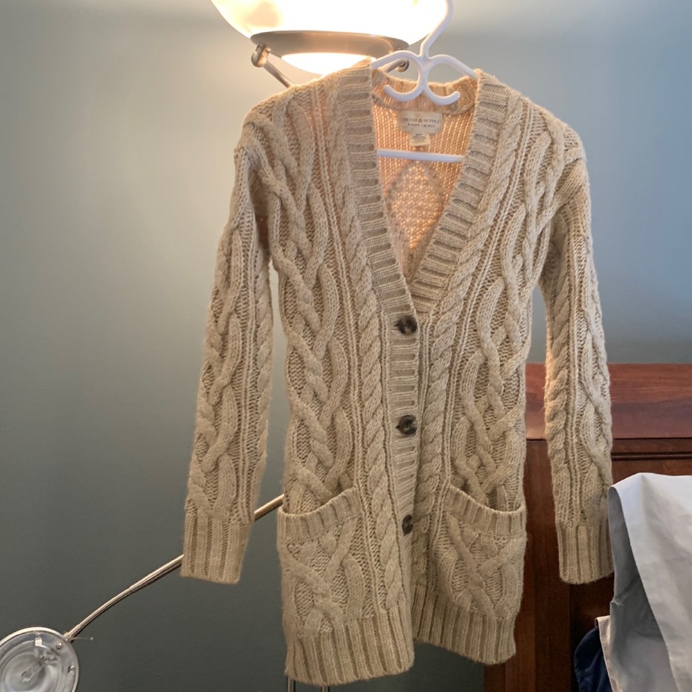 Womens heavy cardigan XS (30% wool, 70% acrylic)